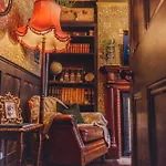 101 House At The End. Witchcraft & Wizardry House 度假居 约克