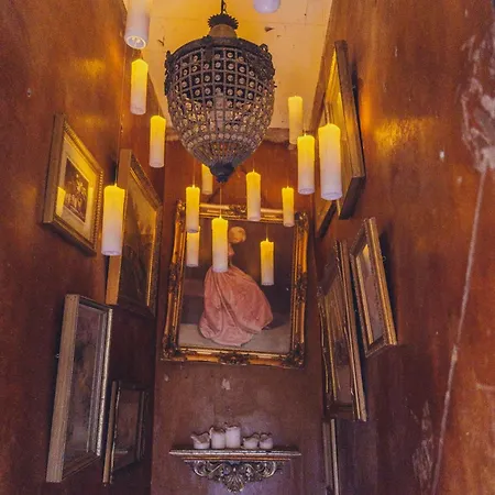 101 House At The End. Witchcraft & Wizardry House بيت للعطل يورك