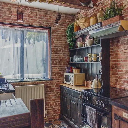 101 House At The End. Witchcraft & Wizardry House Casa de Férias York