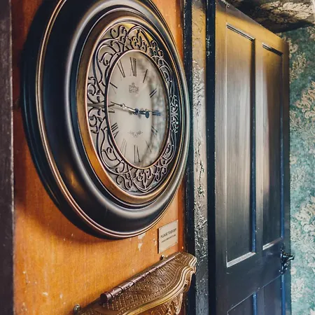 101 House At The End. Witchcraft & Wizardry House Casa de Férias York